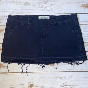 🌿Abercrombie Navy blue Mini Skirt